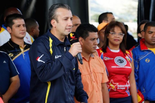 El Aissami inauguró complejo deportivo Capitán José Guillén Araque en La Victoria