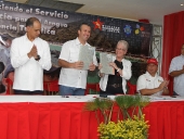 Gobernación de Aragua y UNES firmaron convenio. 27 de septiembre de 2013