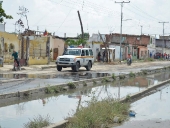 Gobierno Bolivariano de Aragua atiende afectados de Paraparal. 06 de mayo de 2013