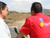 Inspección de limpieza y dragado realizadas en el dique Cari Cari. 30 de mayo de 2013