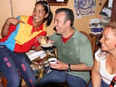 Tareck El Aissami en su recorrido por Cagua, municipio Sucre, que incluyó intercambio con los pobladores, visitas a escuelas, casas y centro de entrenamiento deportivo. 6 de noviembre de 2012.
